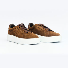 Sneaker Quarter